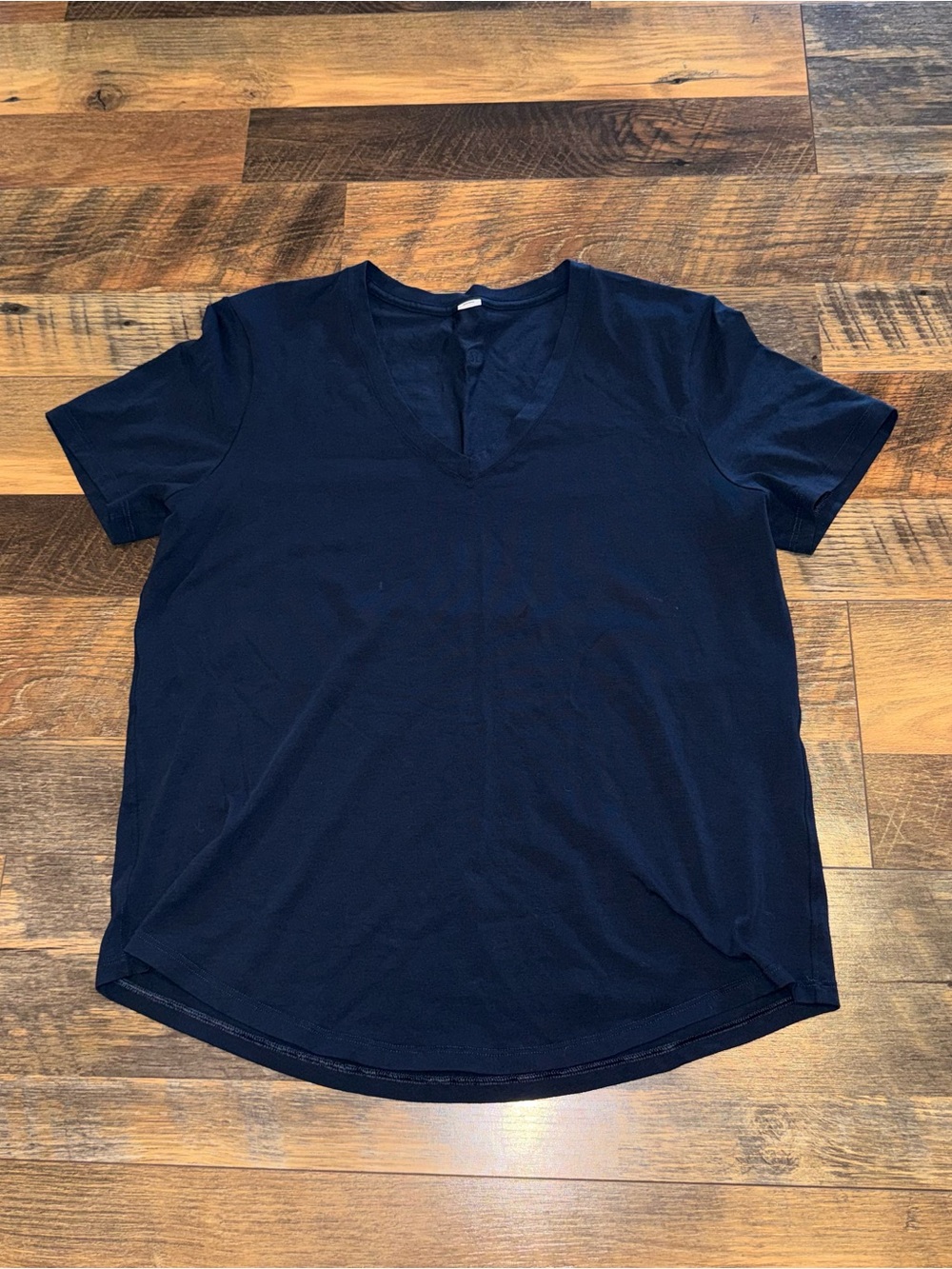 lululemon athletica Navy Short Sleeve V-Neck Tee